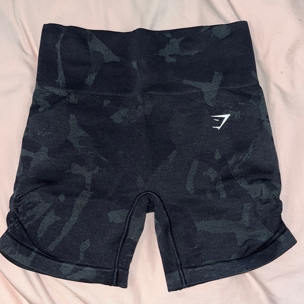 Gymshark Adapt camo seamless shorts